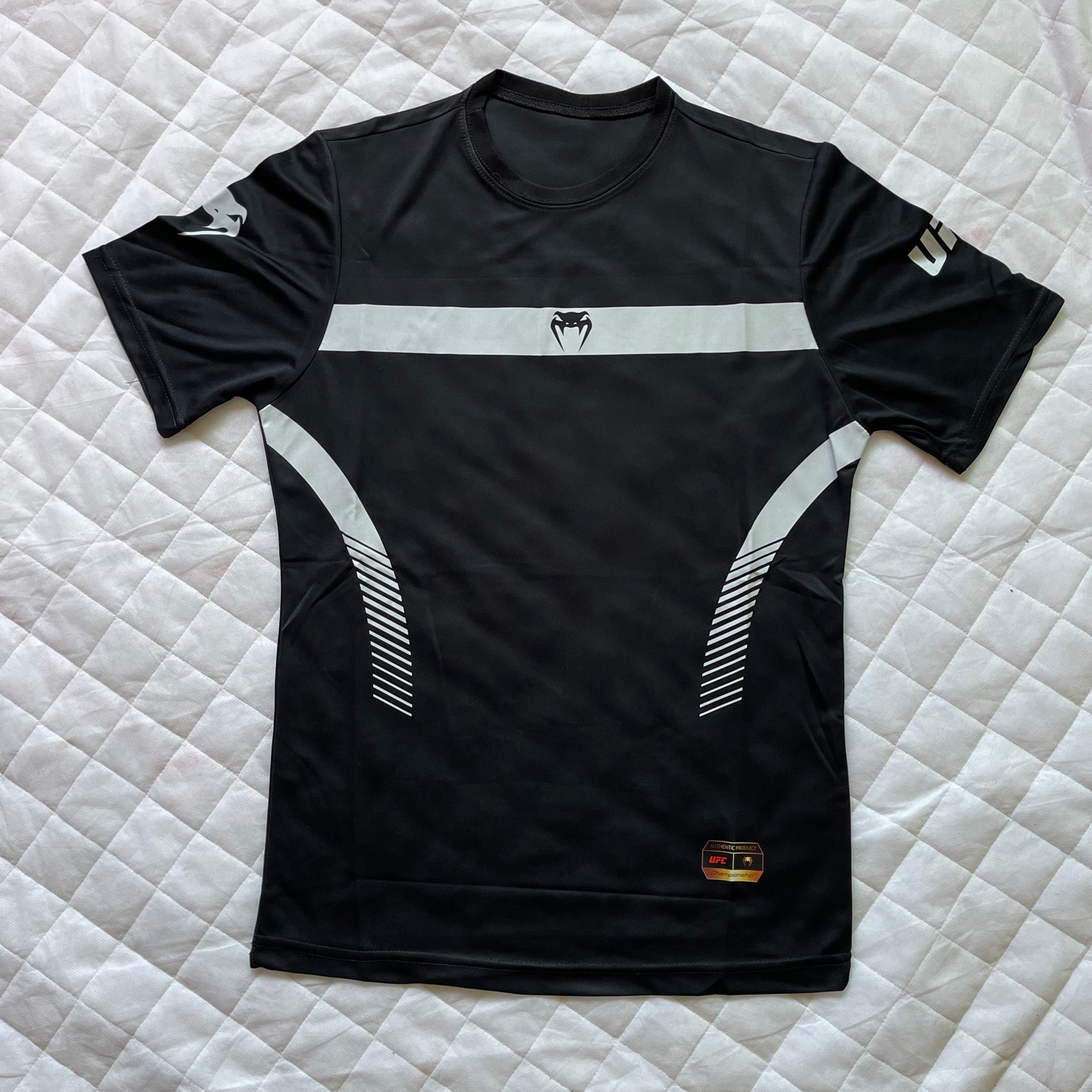T-shirt Venum Noir - ADRIFIT