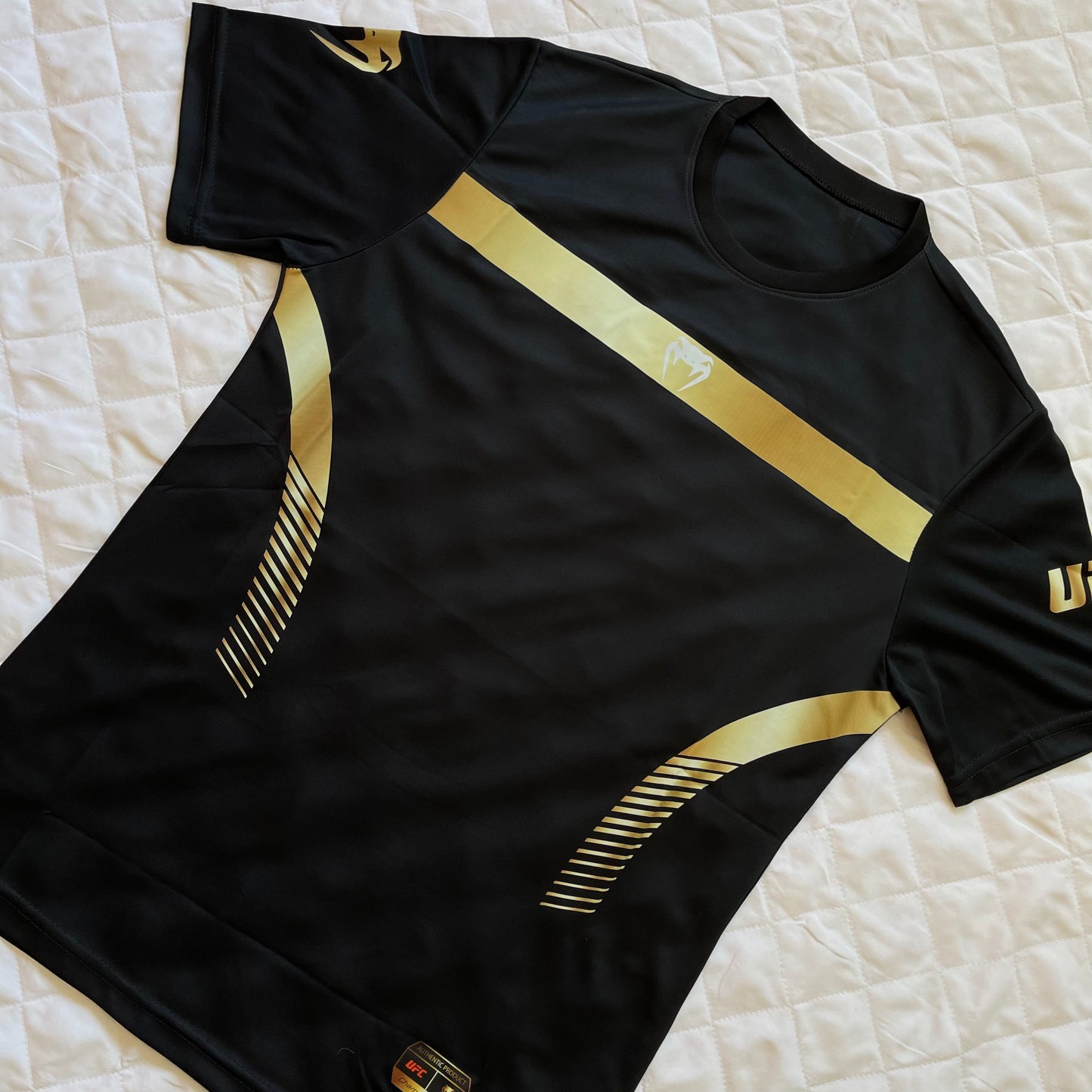 T-shirt Venum Gold/Noir - ADRIFIT