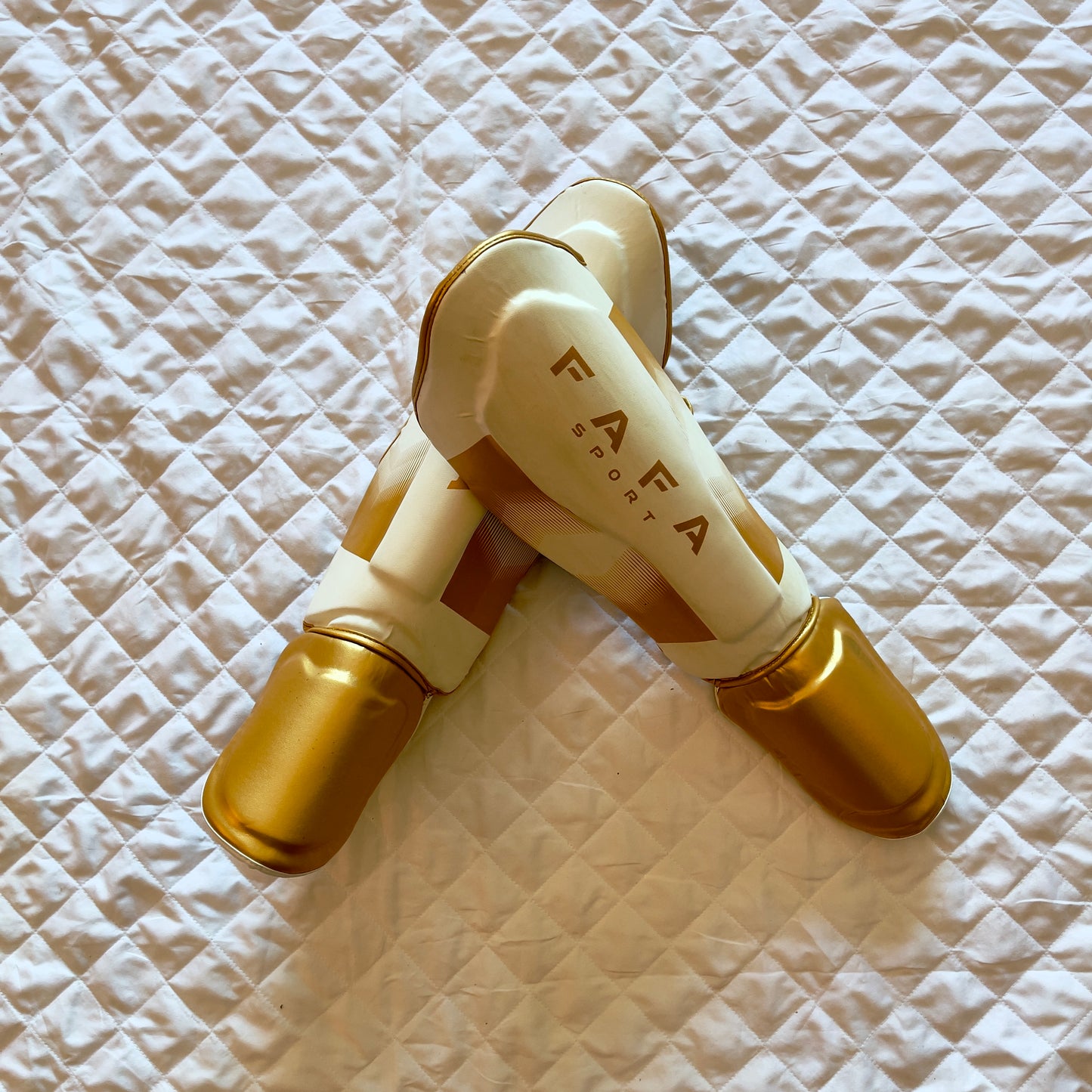 Protege Tibia FAFA Gold/Blache