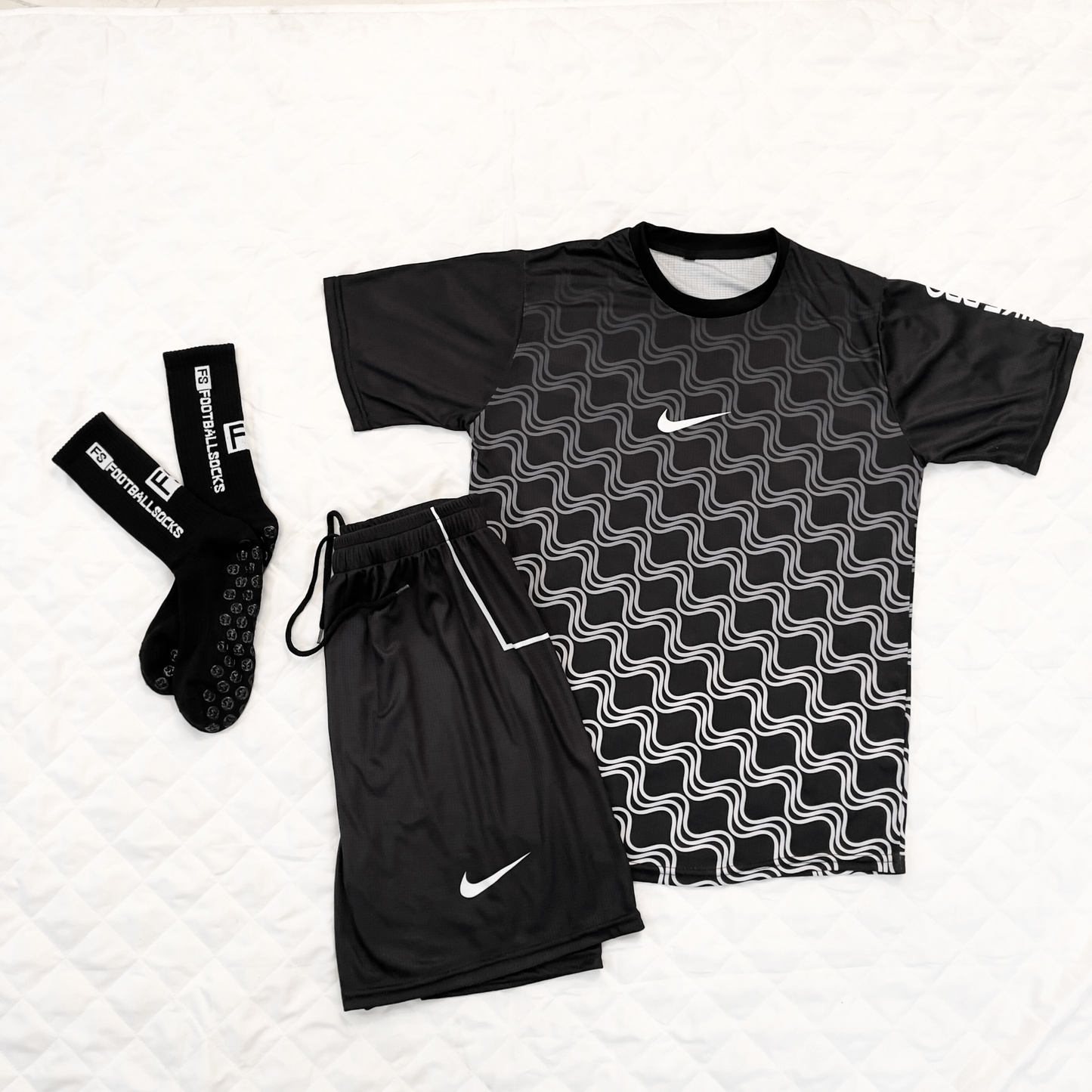 Pack Football Pro ( Ensemble Nlke + chaussettes en silicone )