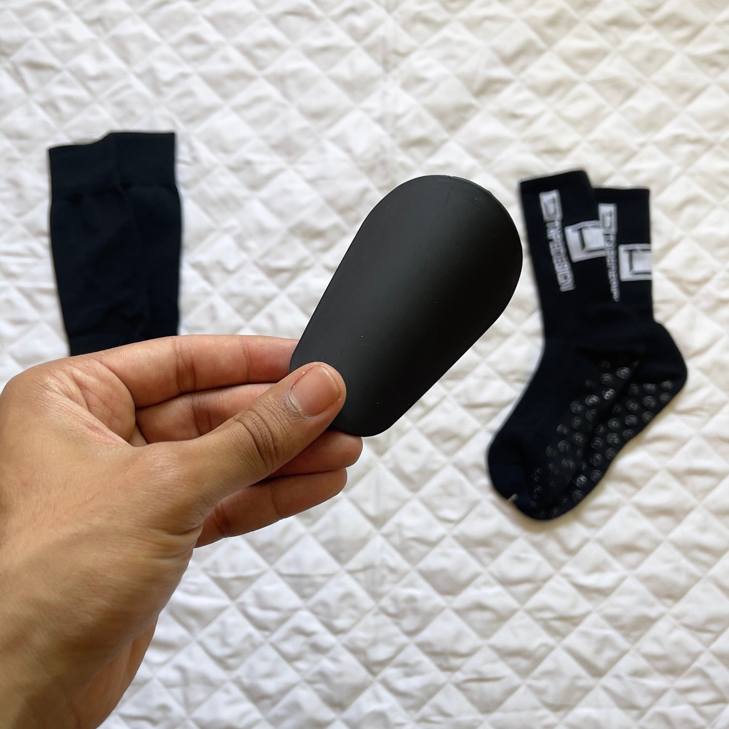 Pack PRO Tibia Football ( Silicone Socks + Demi Liba Noir + Protege Tibia XS Pro )