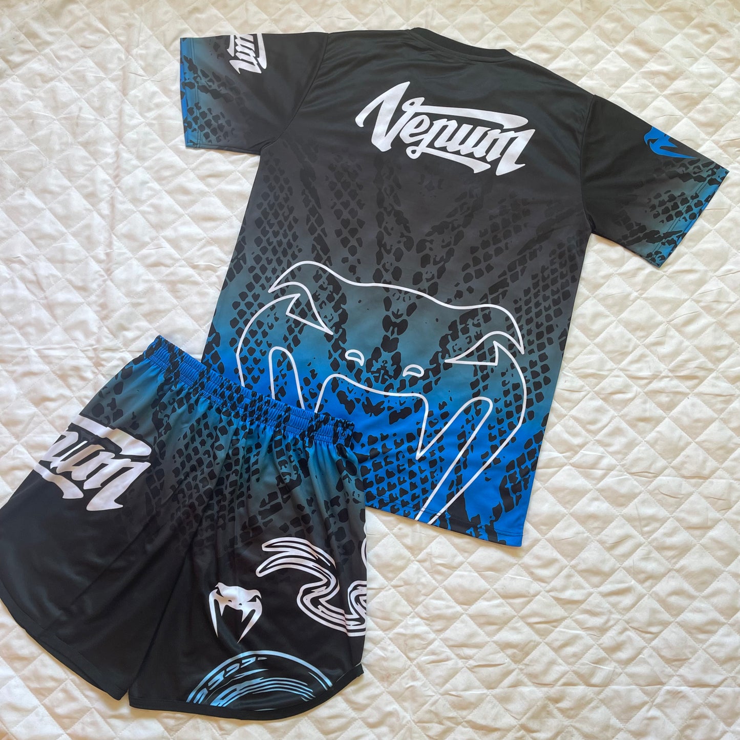 Ensemble Dragon x Venum ( Promotion )