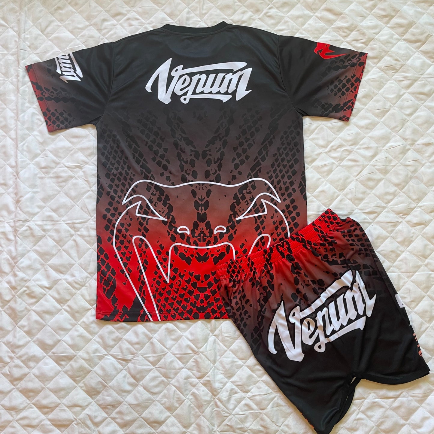 Ensemble Dragon x Venum ( Promotion )