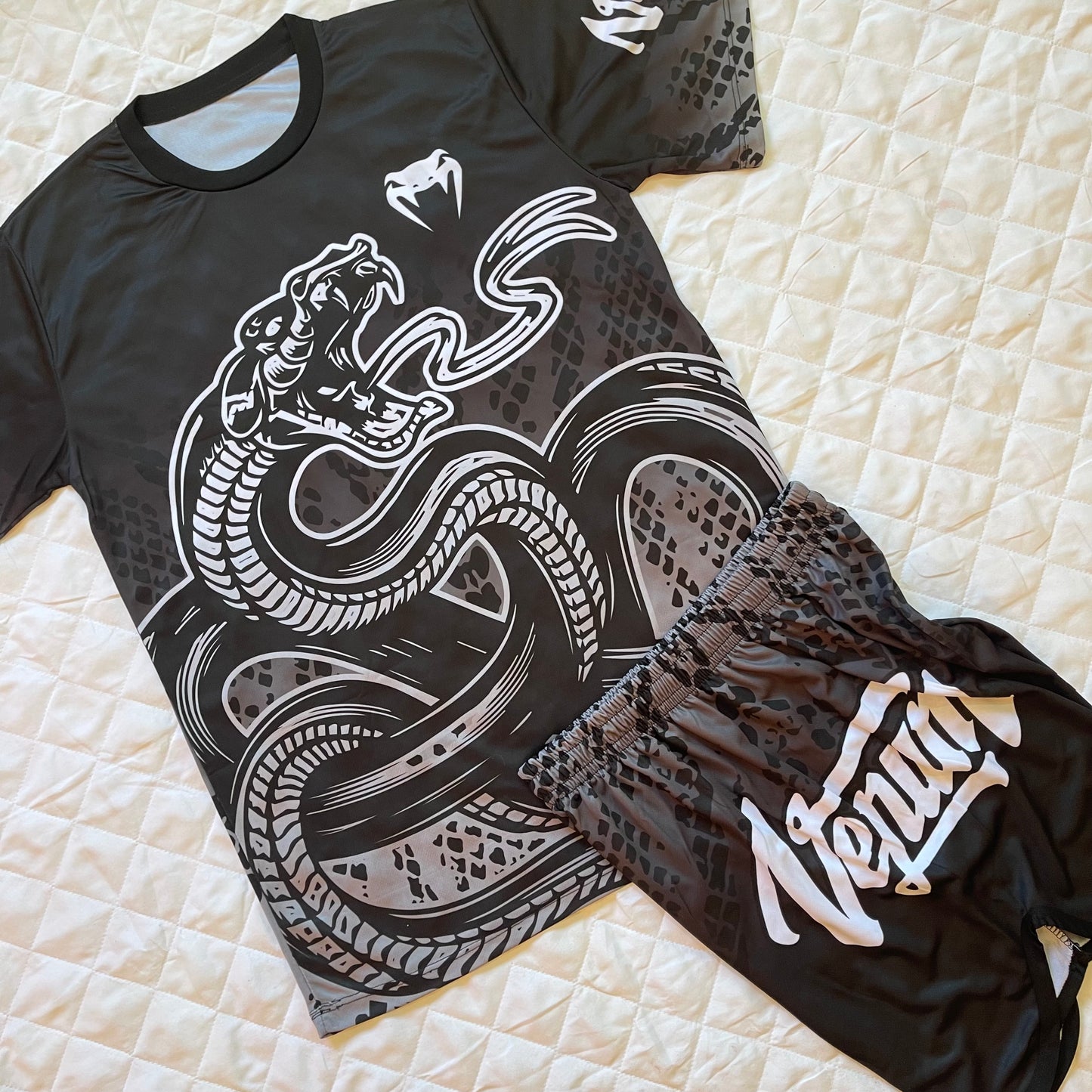 Ensemble Dragon x Venum ( Promotion )