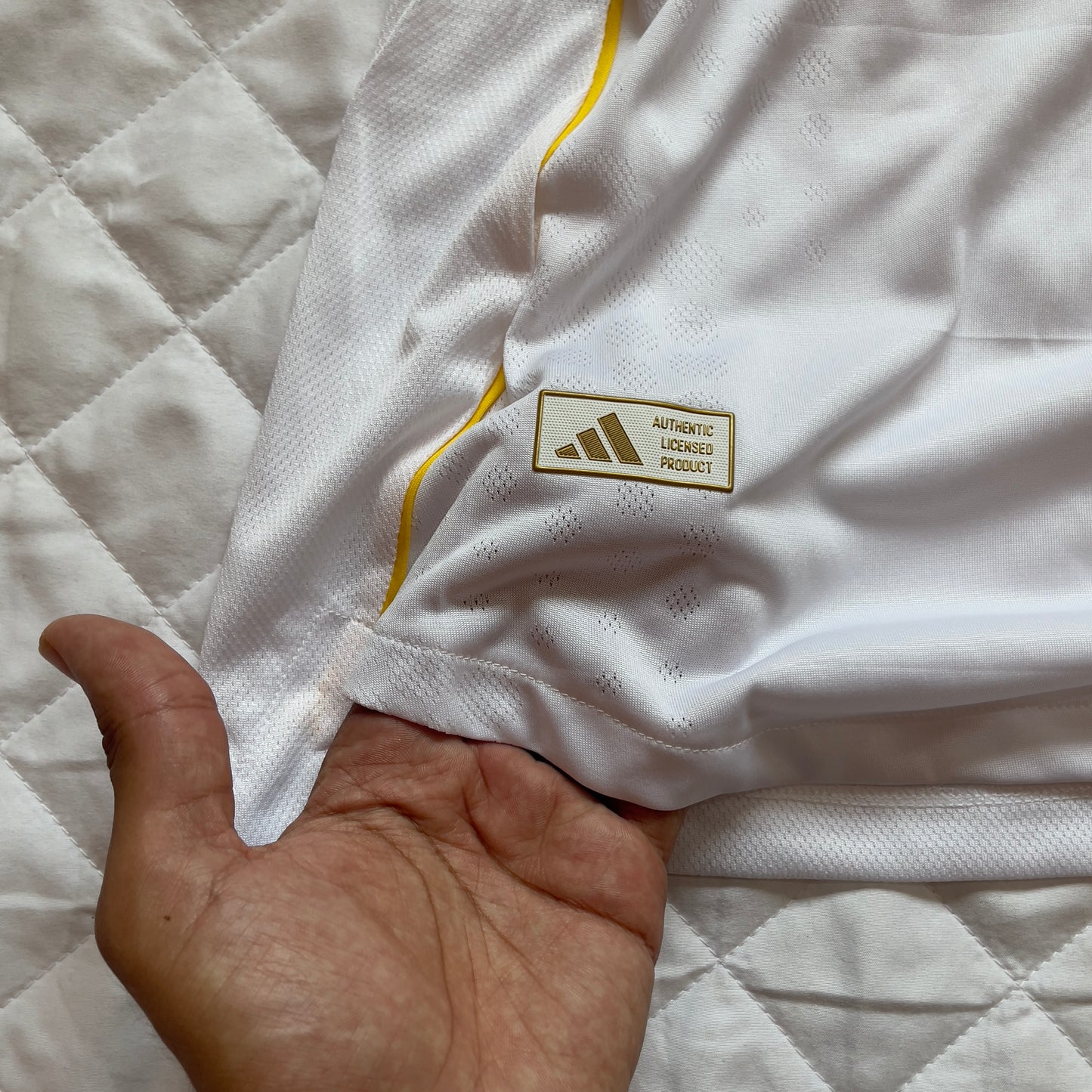 Real Madrid Blanche Home Kit Jersey ( Premiere Qualitè )