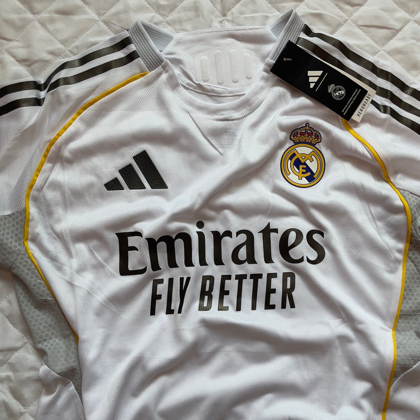 Real Madrid Blanche Home Kit Jersey ( Premiere Qualitè )