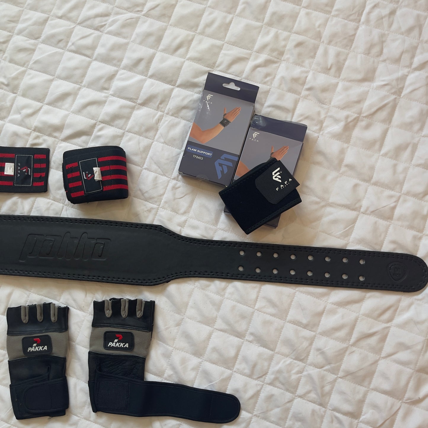 Pack de Musculation GYM  ( + 1 Bonde de Poigneè GRATUITE )