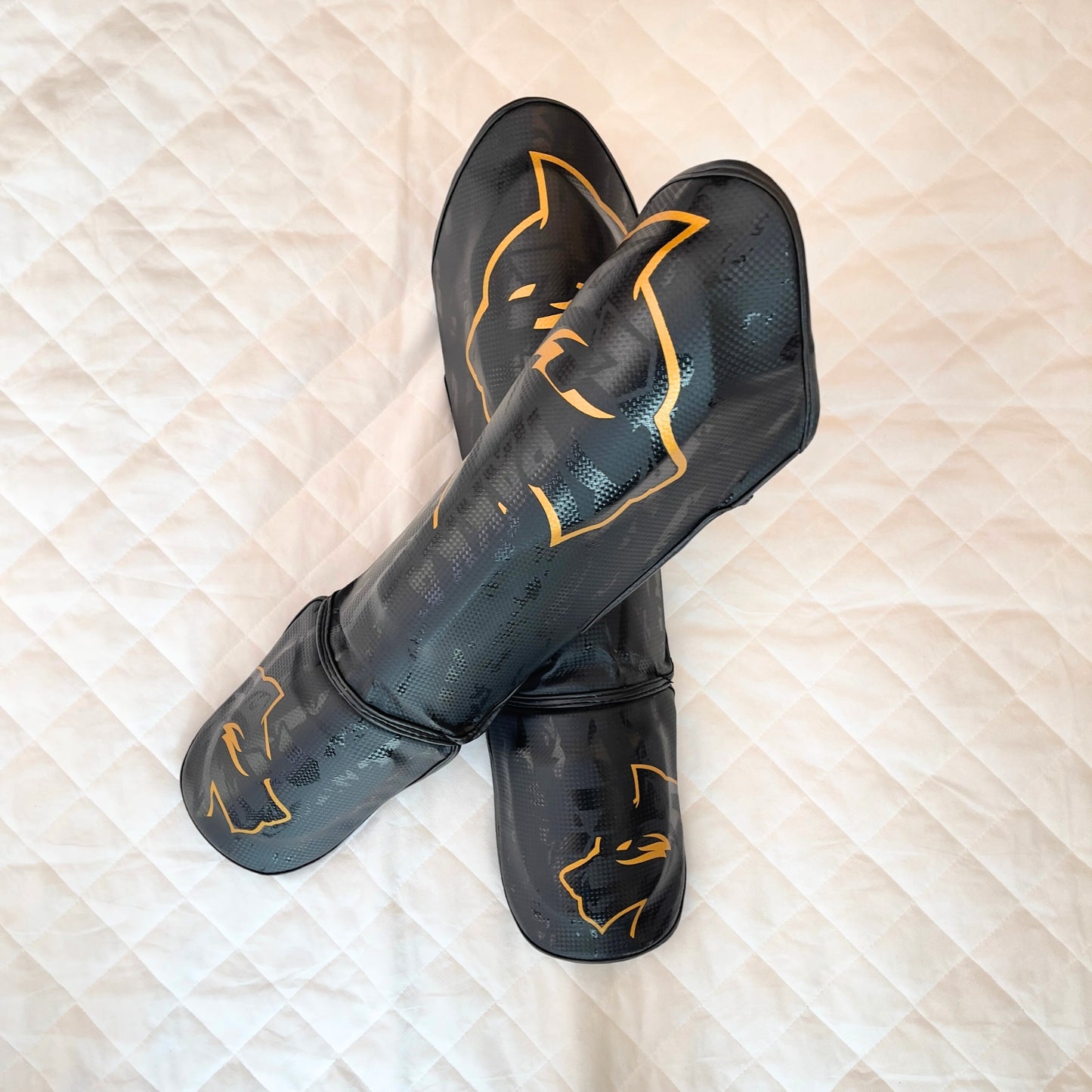 Protege Tibia Kick-Boxing Gold PAKKA - ADRIFIT